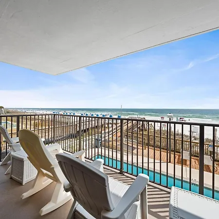 Ocean Breeze East 201 Villa