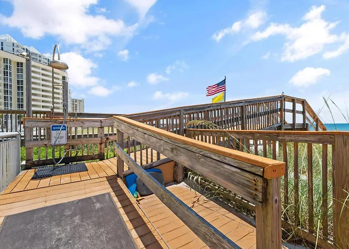 Ocean Breeze East 201