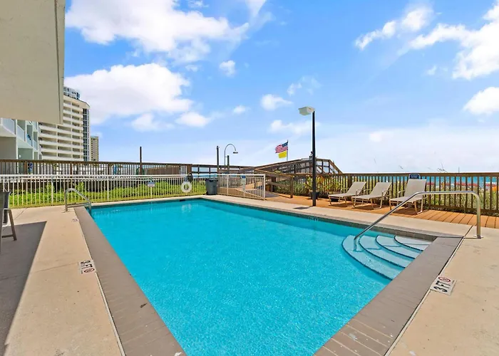 Holiday home Ocean Breeze East 201 *