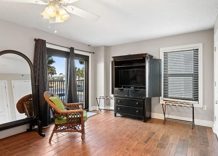 Ocean Breeze East 201 Holiday home Pensacola